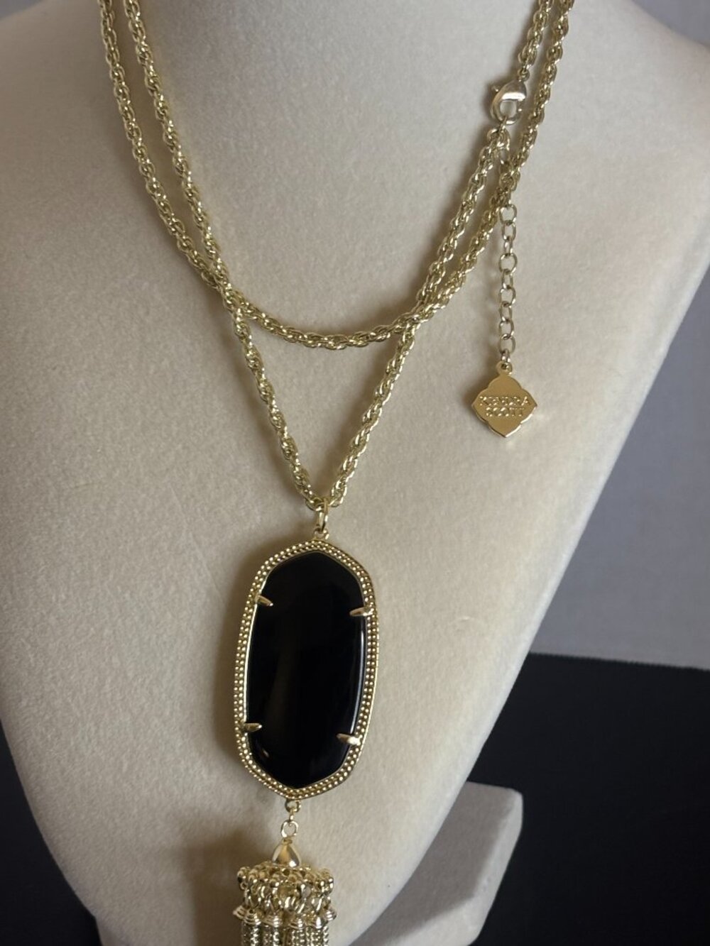 Kendra Scott Rayne Long Pendant Necklace (Black and Gold)